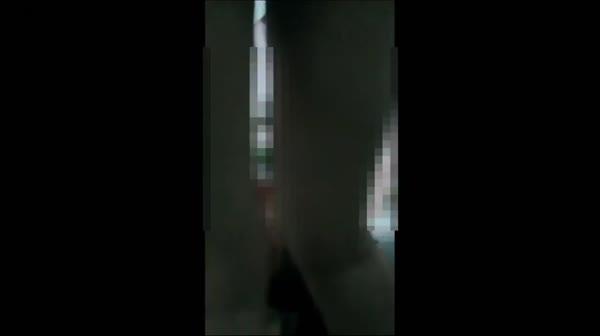 【伊莎原创37分】超贱母狗被本主狂扇脸肿骑马圣水舔肛